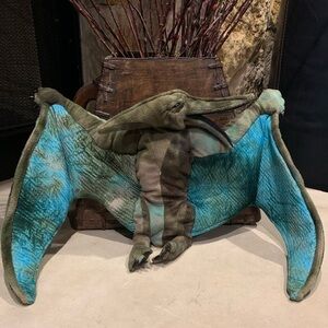 Folkmanis RARE Flying Pteranodon Hand Puppet Dinosaur Plush with Lg 29” Wingspan